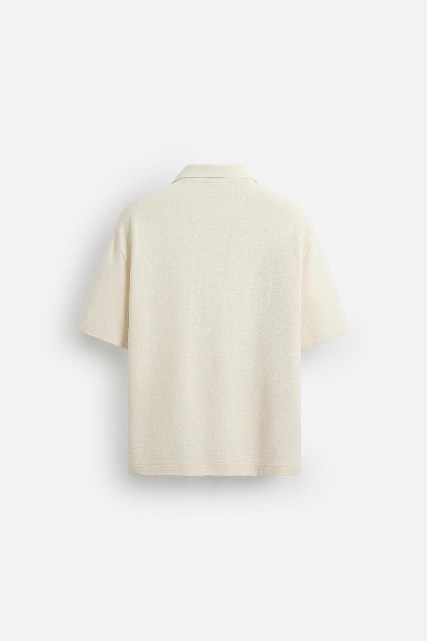 CONTRASTING PATCH SHIRT Product Image