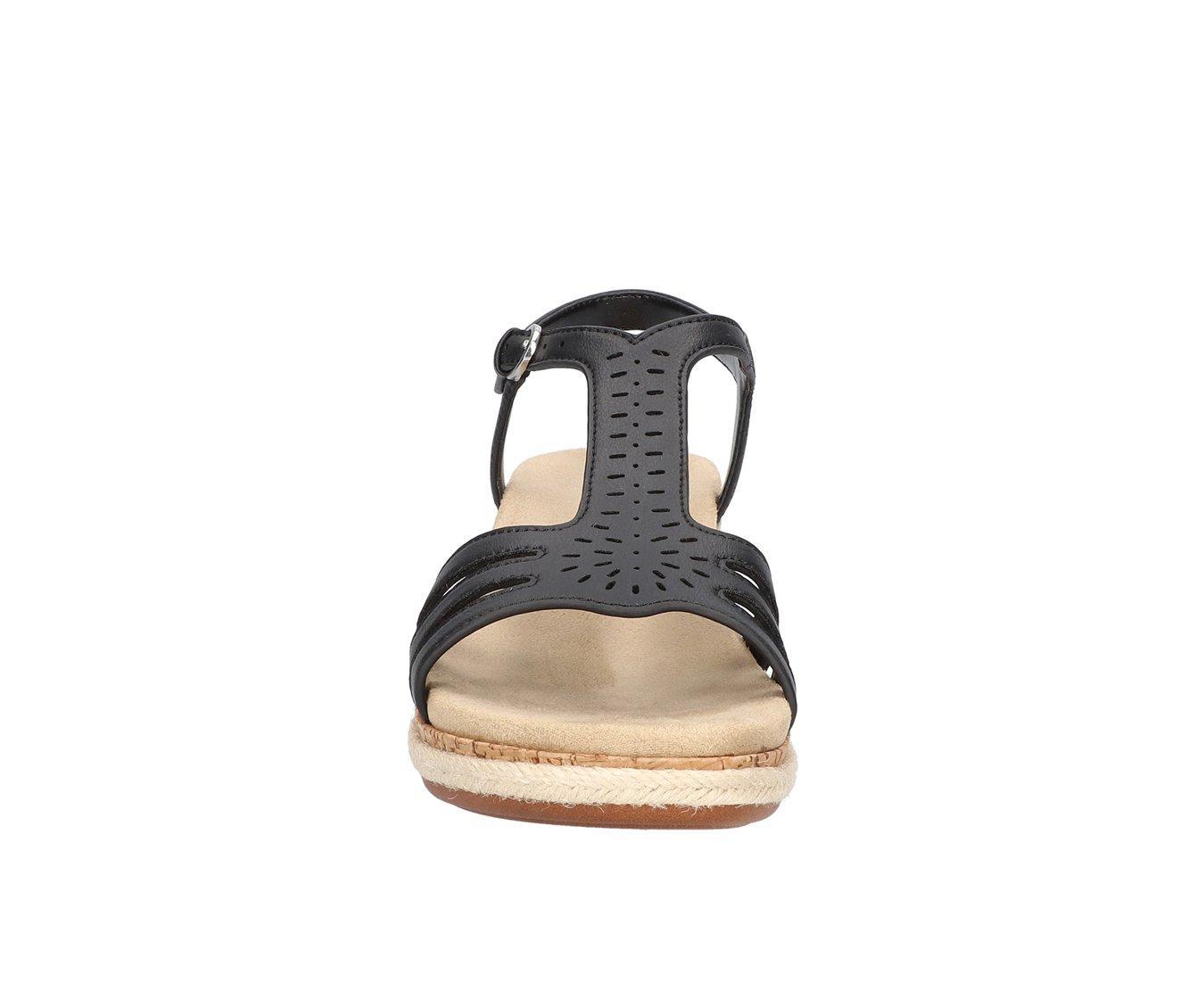 Women's Easy Street Dorinda Wedge Sandals Product Image