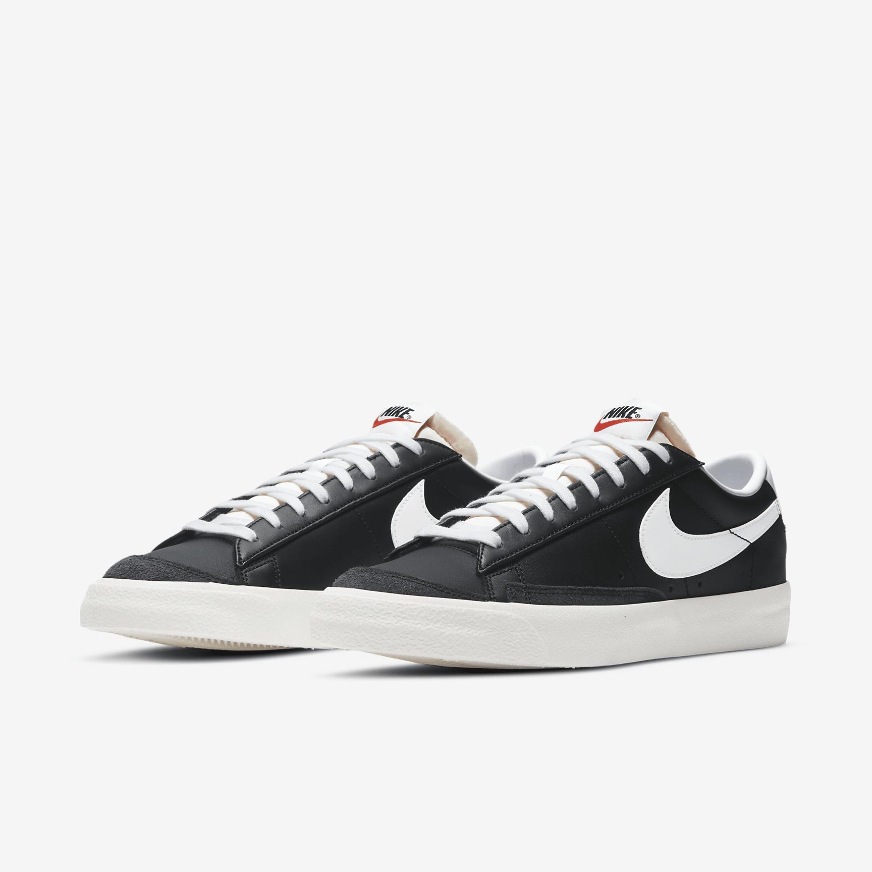 Nike Men's Blazer Low '77 Vintage Shoes Product Image