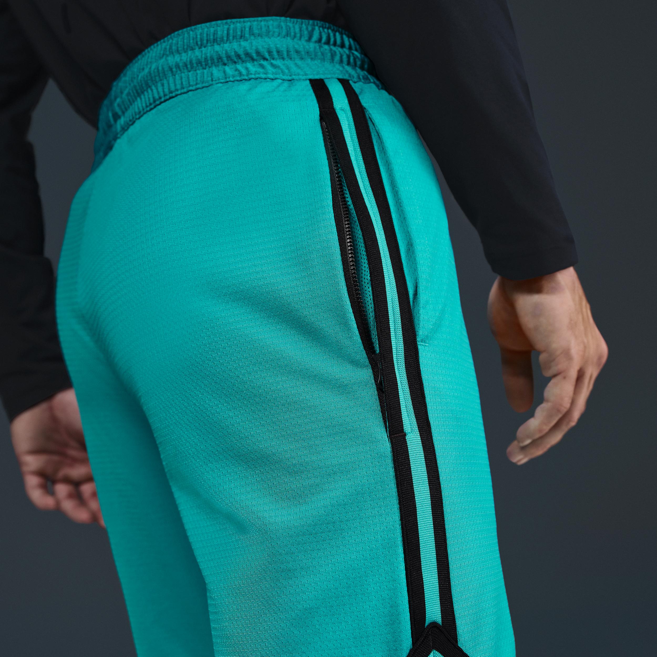 Nike Men's DNA Dri-FIT 8" Basketball Shorts Product Image