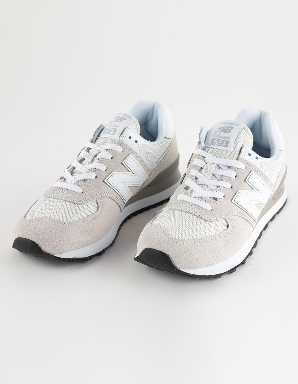 NEW BALANCE 574 Womens Shoes - LIGHT GRAY Product Image