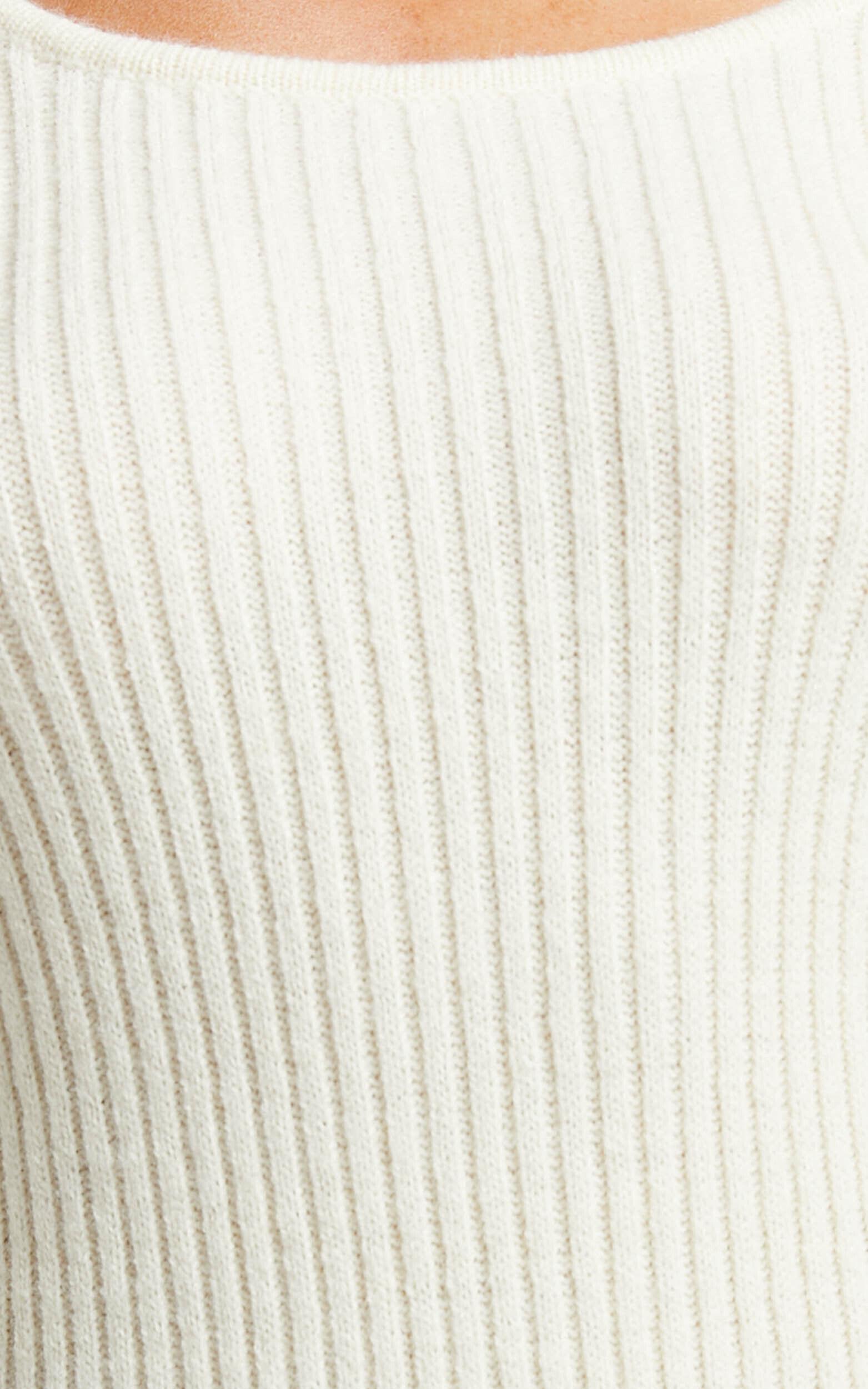 Nina knitted Maxi Dress - Scoop Neck Knitted Maxi Dress in Beige Product Image