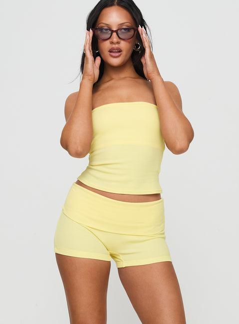Baseline Low Rise Rib Shorts Yellow Product Image