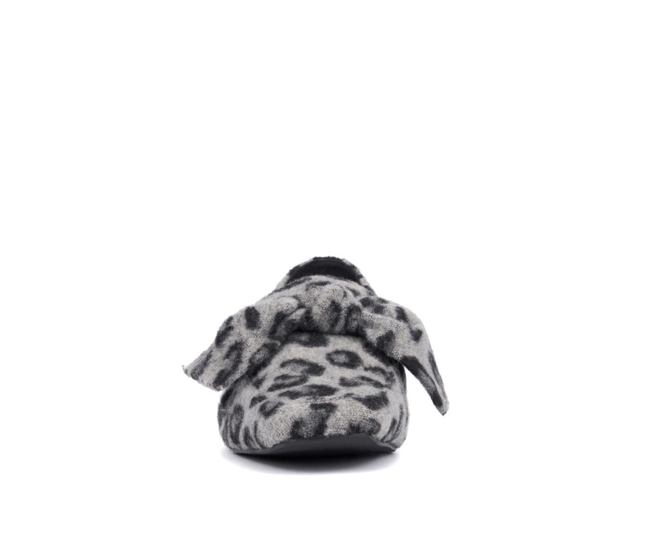 Women's New York and Company Domenica Loafers Product Image