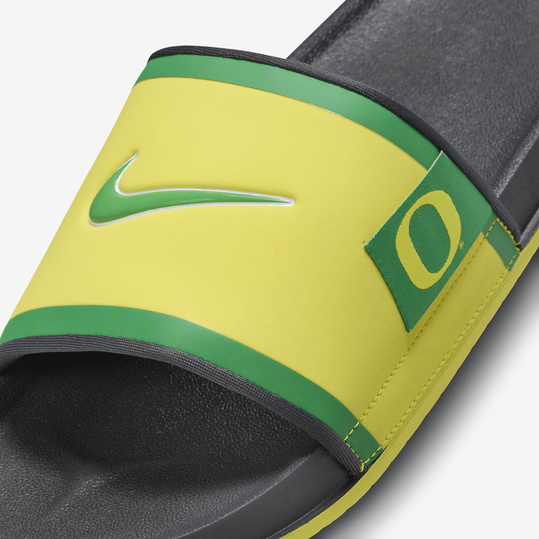 Nike Mens College Offcourt (Oregon) Slides | FN4310-700 Product Image