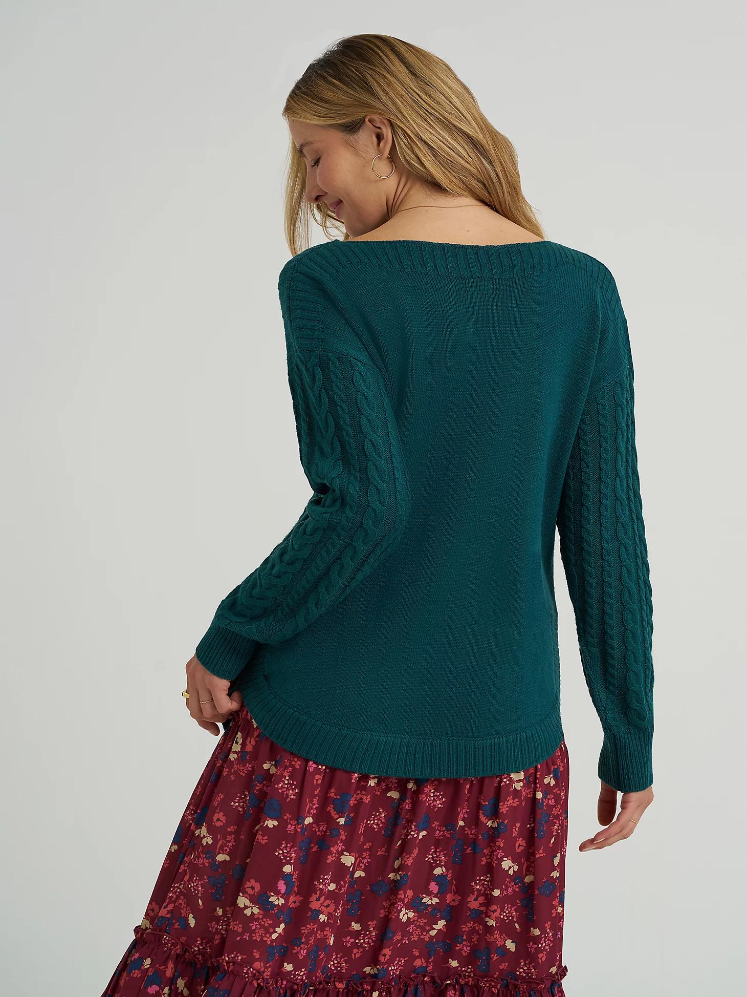 Women's Curved Hem Cable Knit Sweater | Women's Tops & Tees | Lee® Product Image