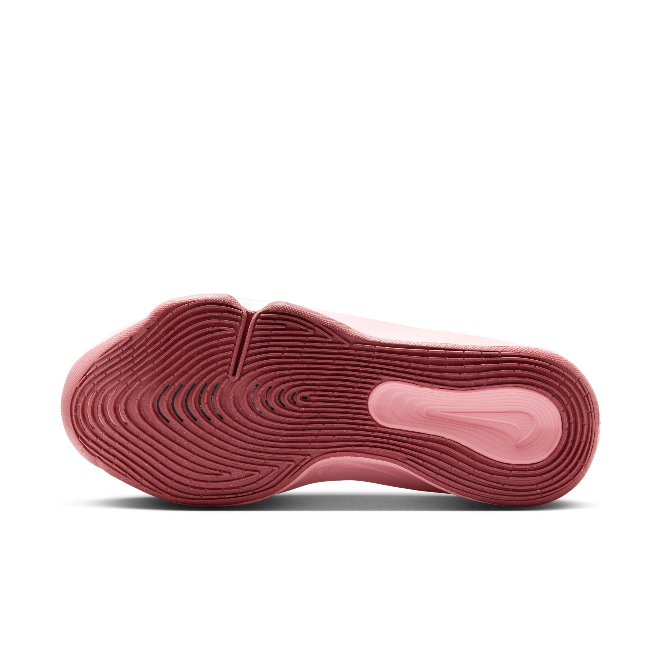 Nike Men's G.T. Hustle 3 Basketball Shoes Product Image