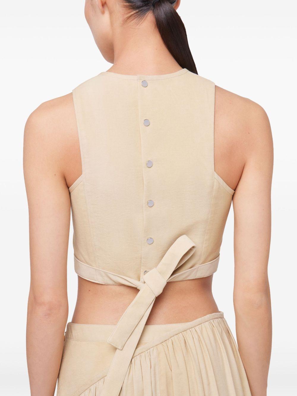 sleeveless crop top Product Image