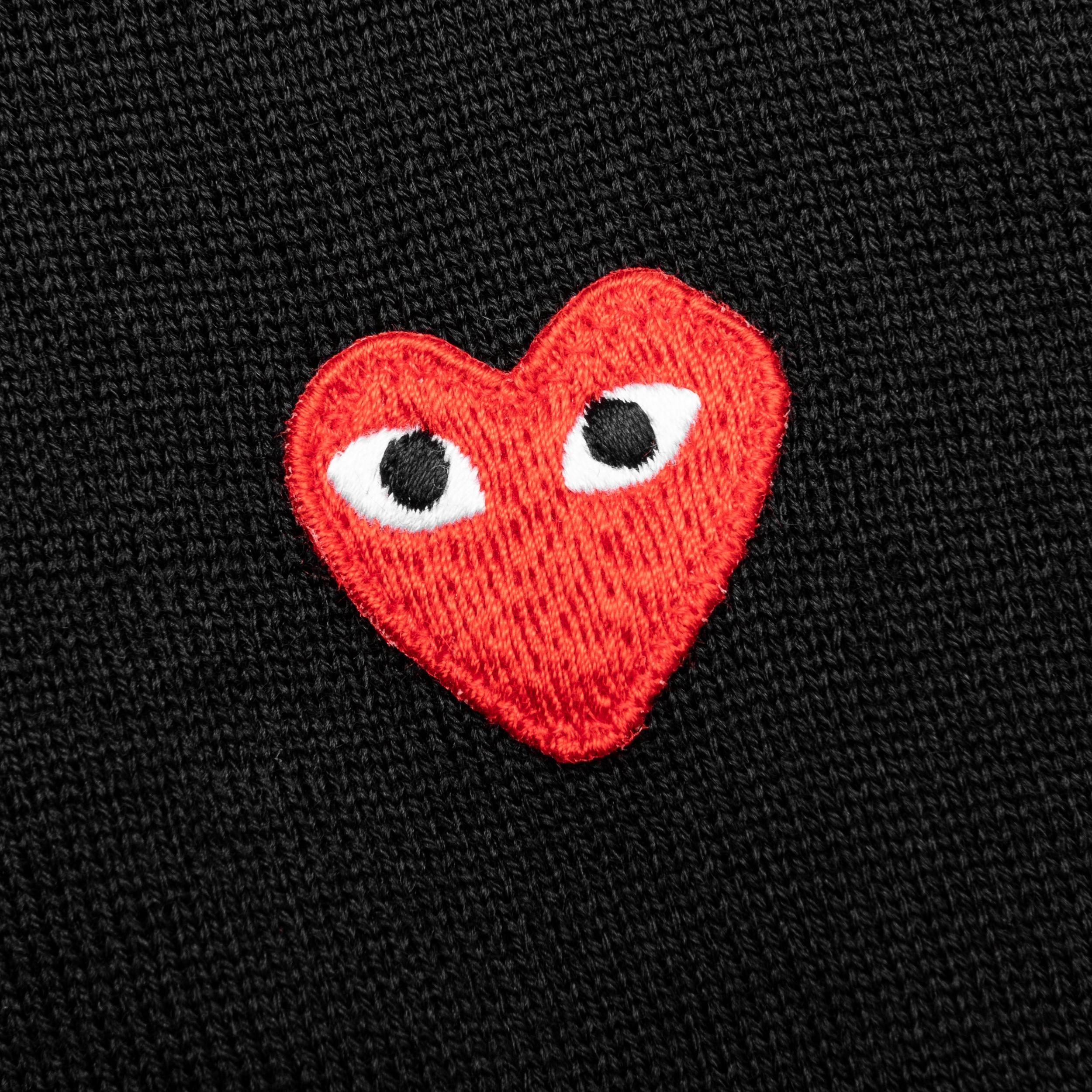 Red Emblem S/S Polo Neck - Black Male Product Image