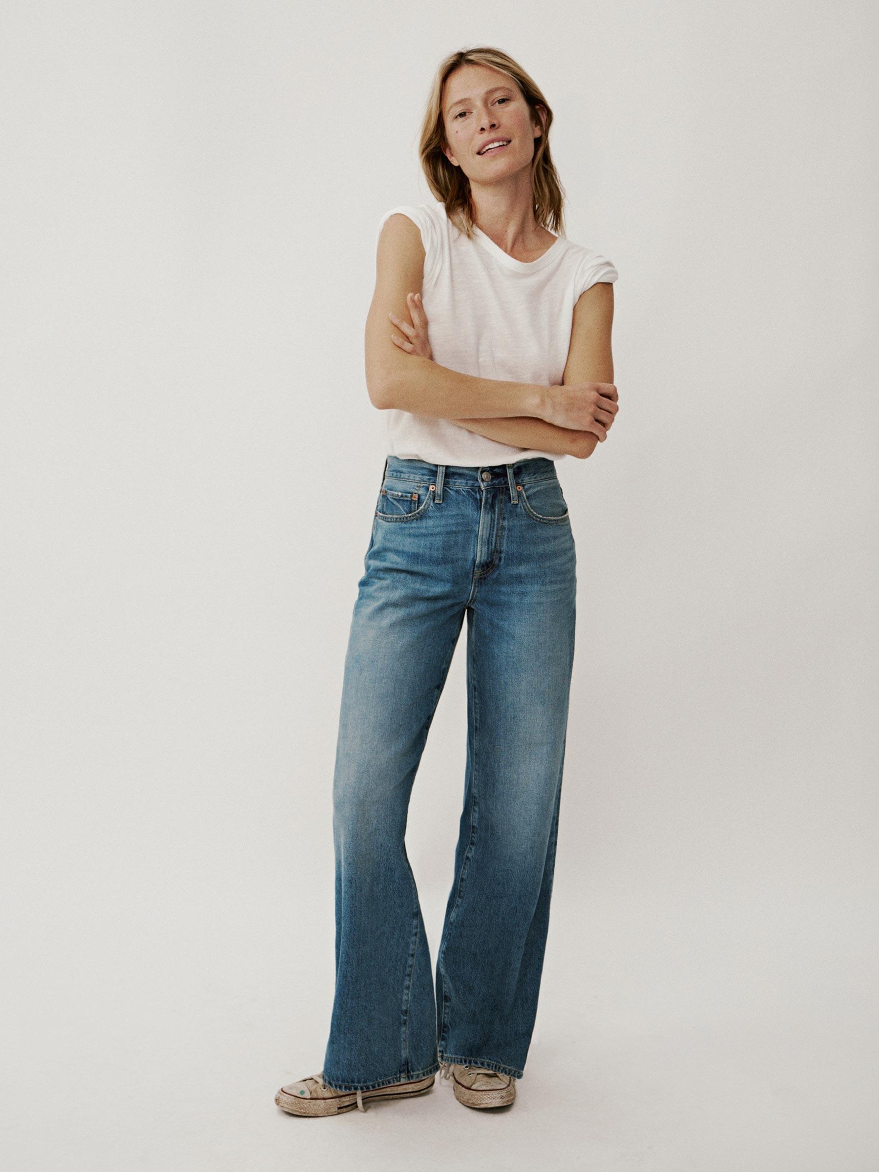 M028 Jet Set Jean Product Image