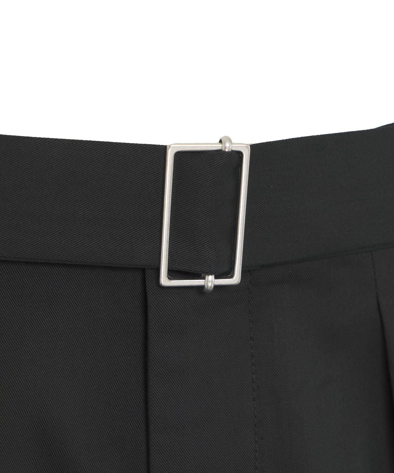 Chino pants with belt Product Image