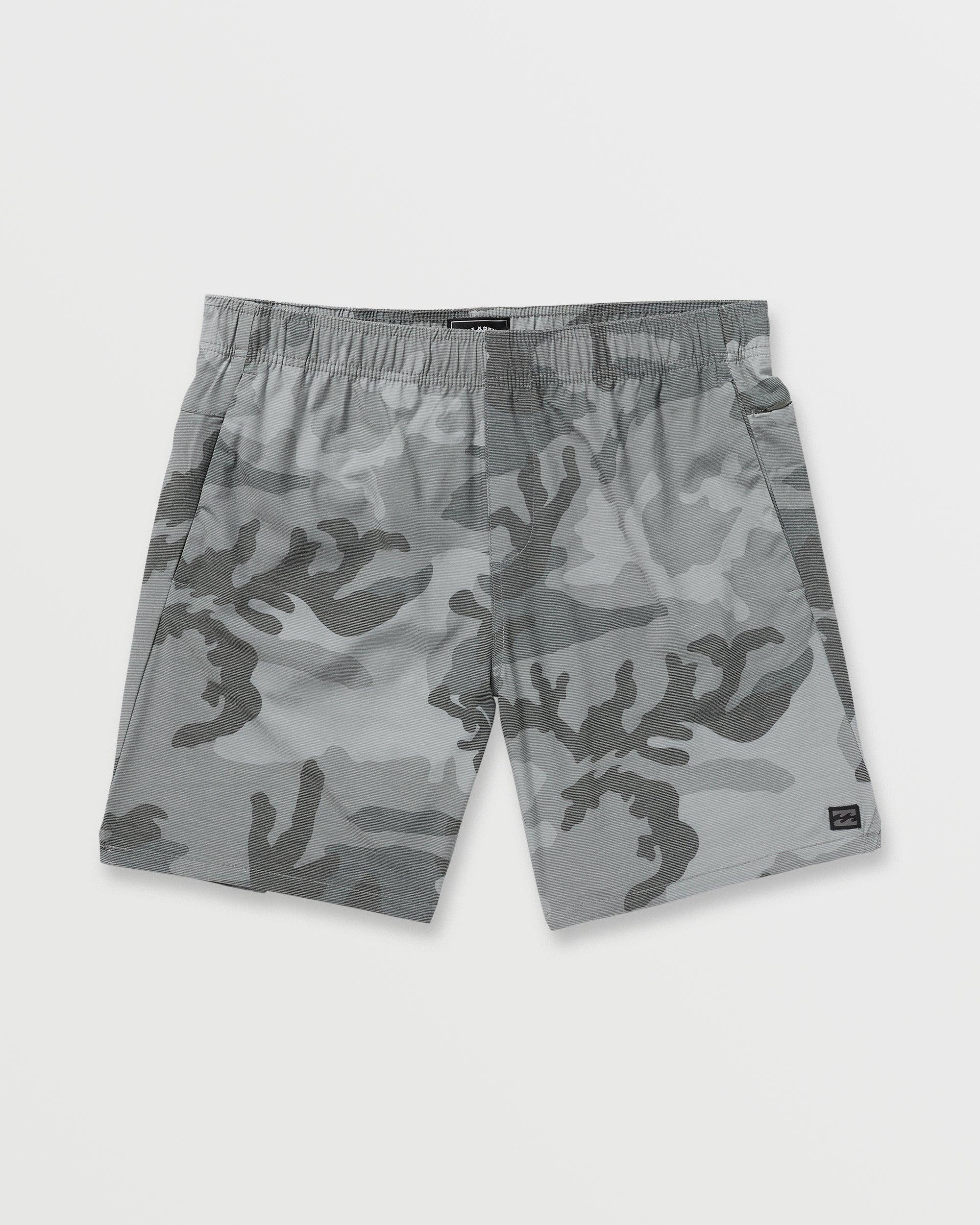 Crossfire Elastic Submersible 18" Hybrid Shorts - Black Camo Male Product Image