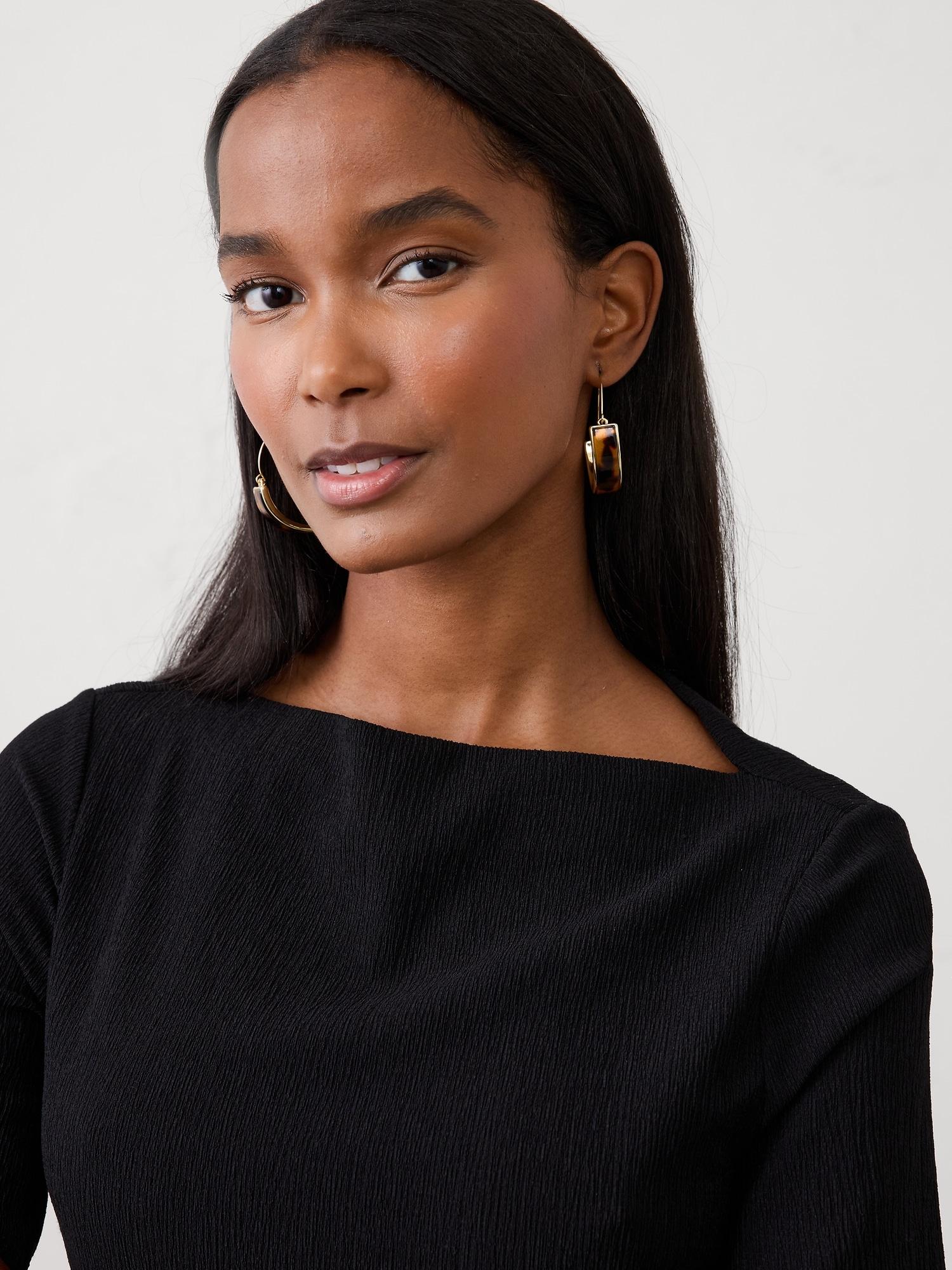 Resin Crescent Earrings Product Image