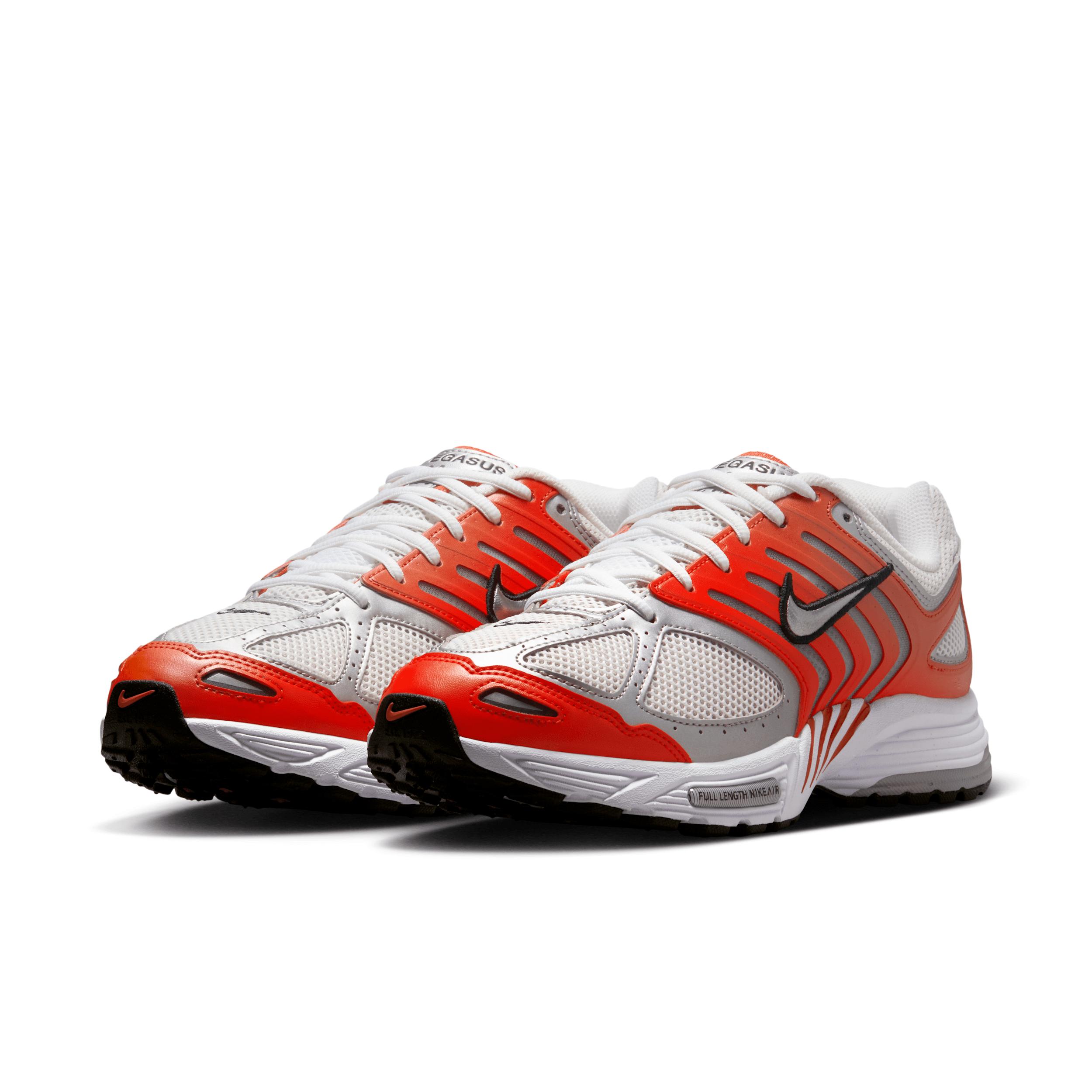 Nike Men's Air Pegasus 2005 Shoes Product Image