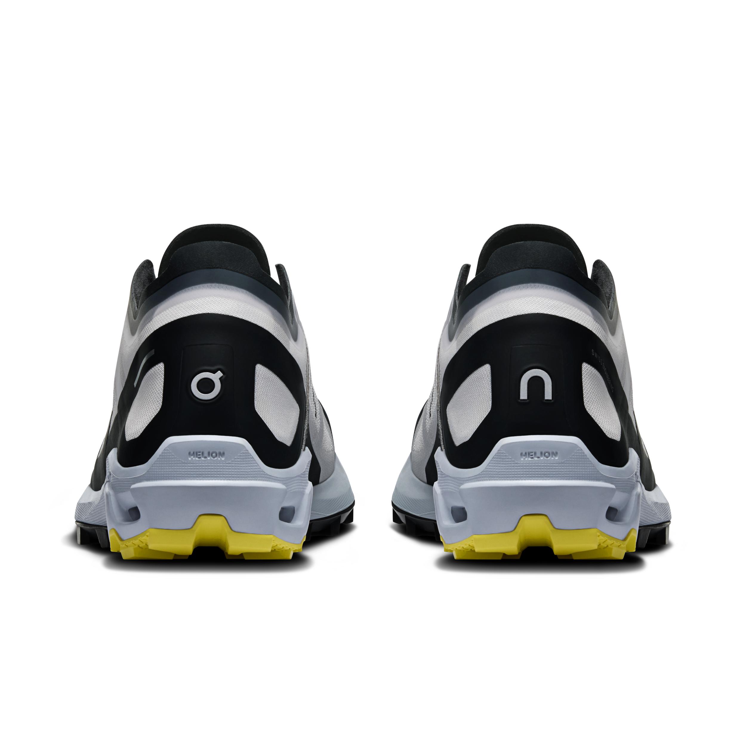 The Cloudventure Peak 3: Our fastest trail racing shoe Product Image