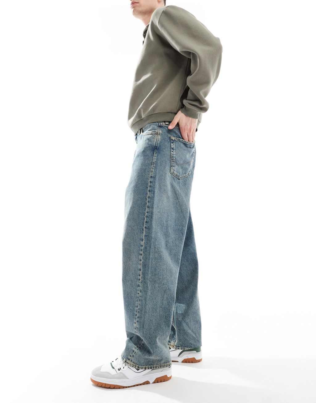 Jack & Jones ron skater jeans in vintage blue wash Product Image