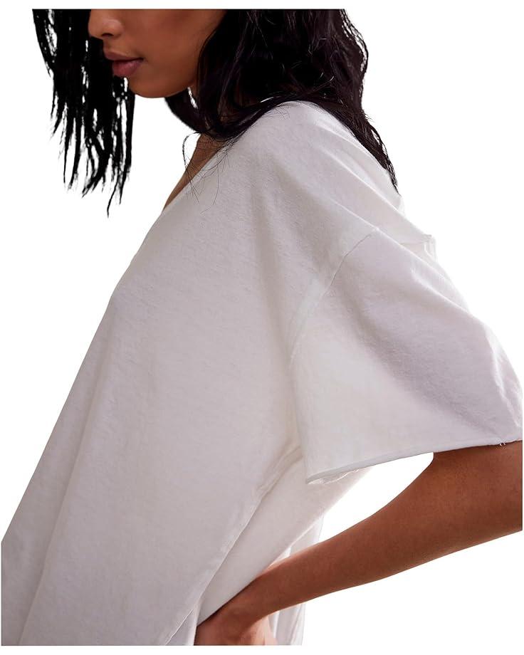 Nina Tee Product Image