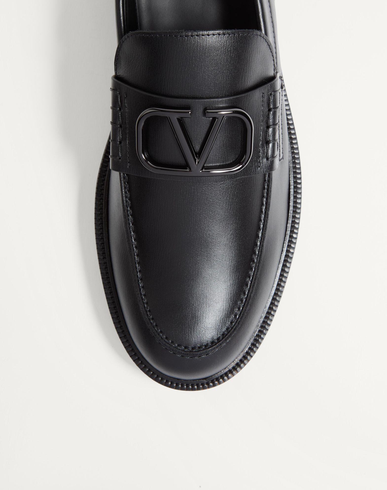 Vlogo Signature Calfskin Loafer  Product Image