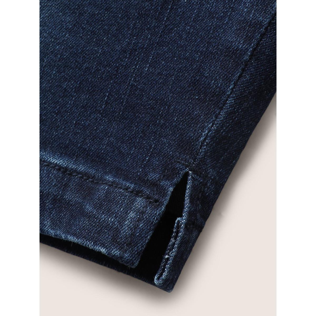 Plus Size Dark Wash Button Up Split Side Denim Shorts Women Denimindigo Button High stretch Everyday Slanted pocket Casual Denim Shorts BloomChic 12/L Product Image