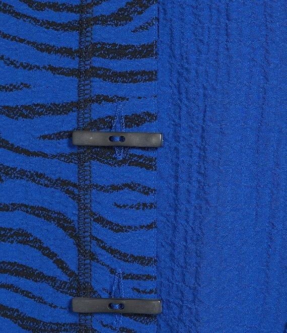 Ali Miles Petite Size Woven Zebra Colorblock Point Collar 3/4 Sleeve Button Front Tunic Product Image