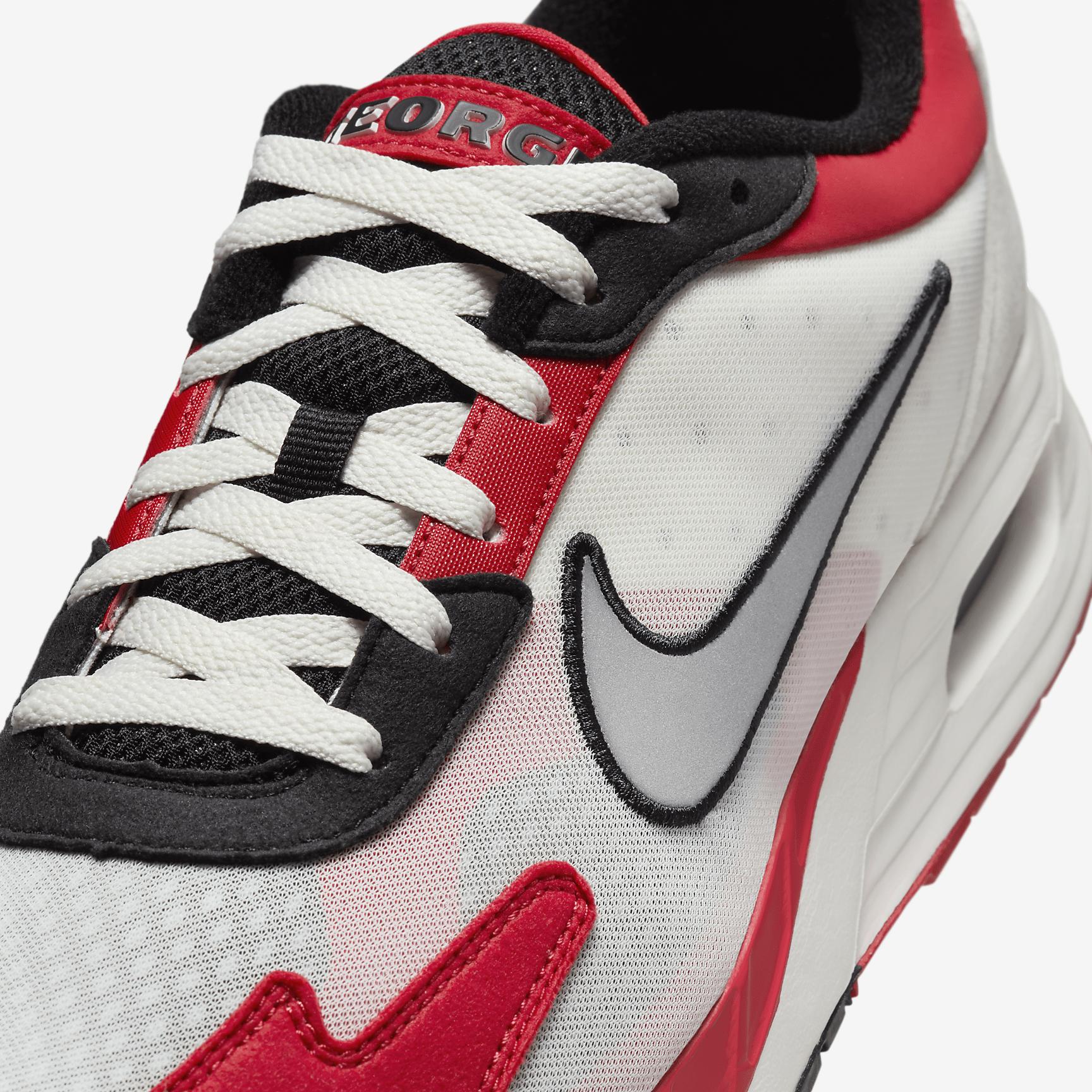 Georgia Nike Air Max Solo Men's Shoes Product Image