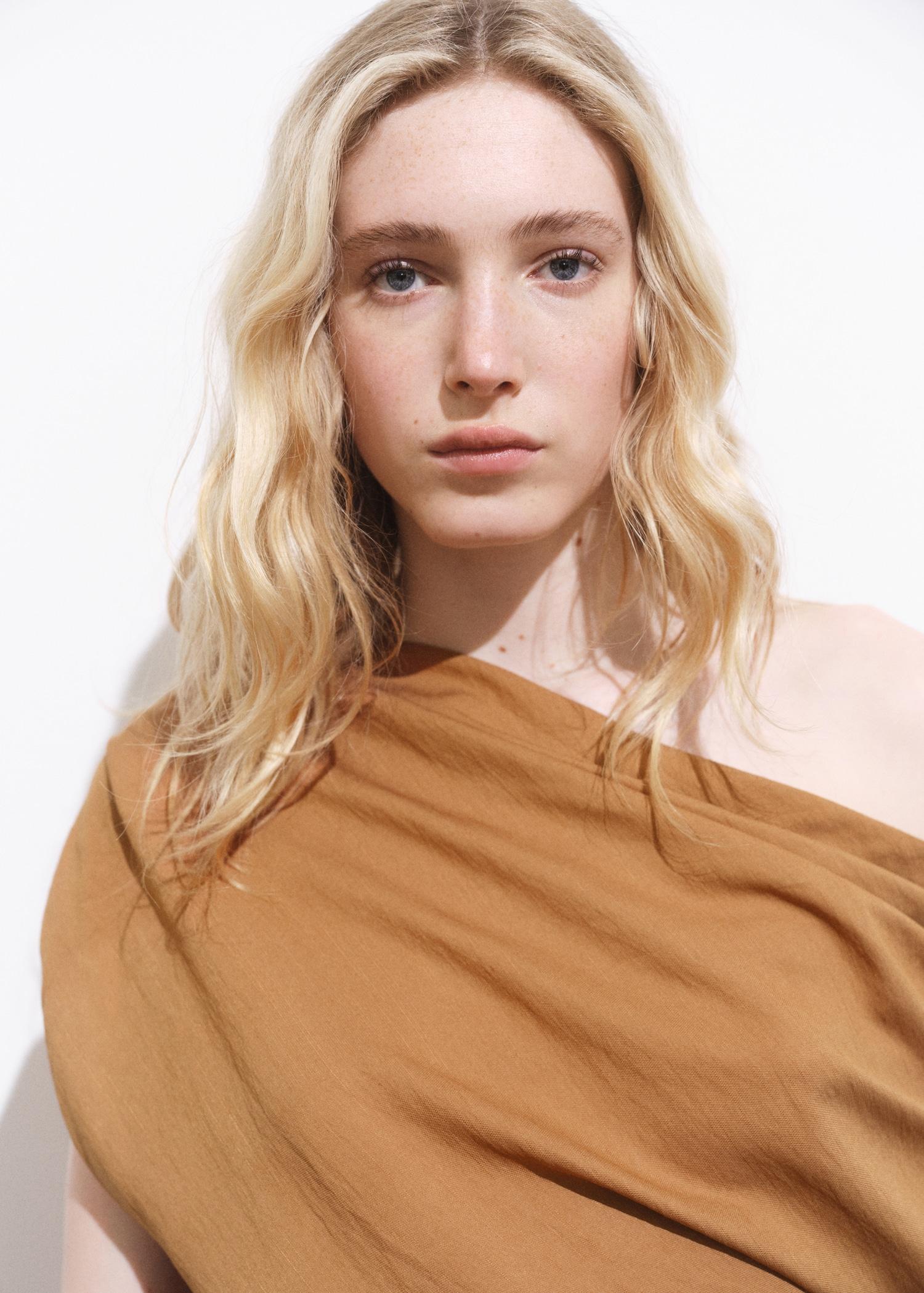 Asymmetric draped gown - Women | MANGO USA Product Image