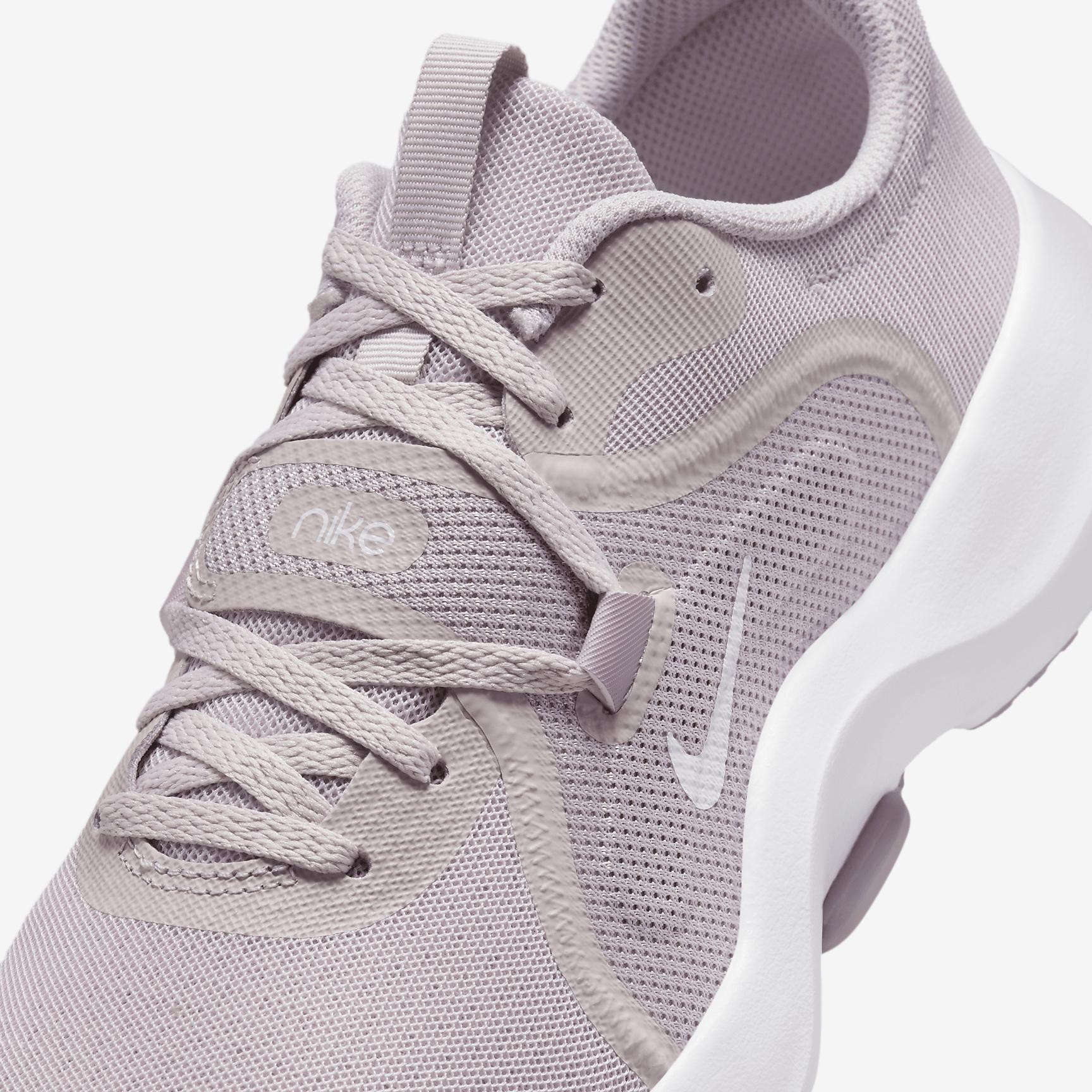 Nike Womens In-Season TR 13 Workout Shoes | DV3975-004 Product Image