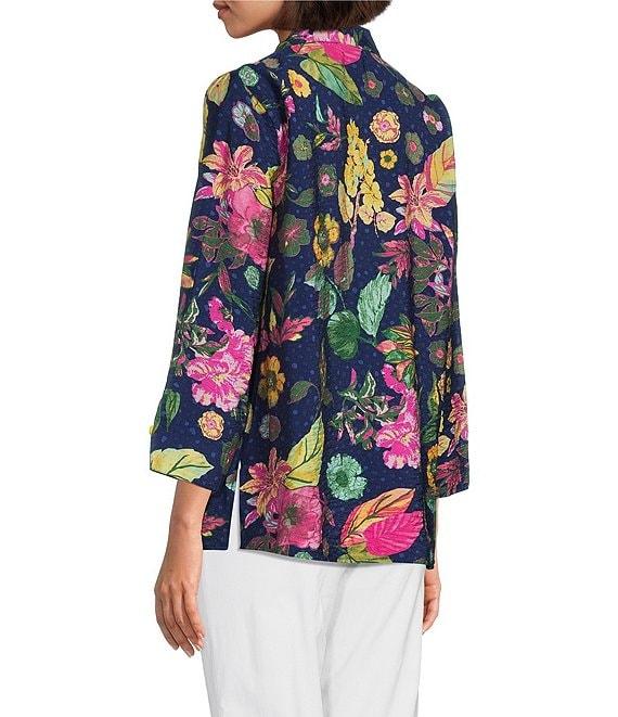 Ali Miles Tropical Printed Crinkle Point Collar 3/4 Sleeve Button Front Tunic Product Image