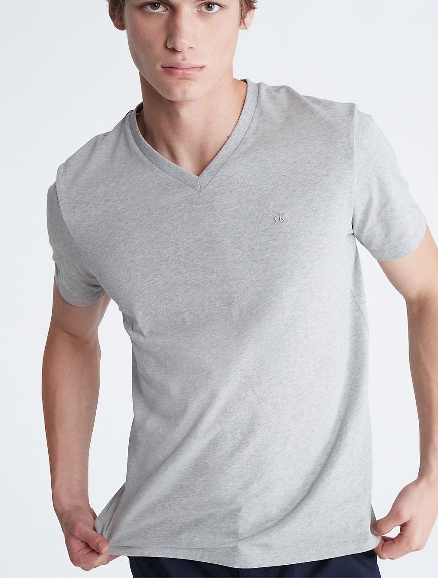 Smooth Cotton Solid V-Neck T-Shirt Product Image