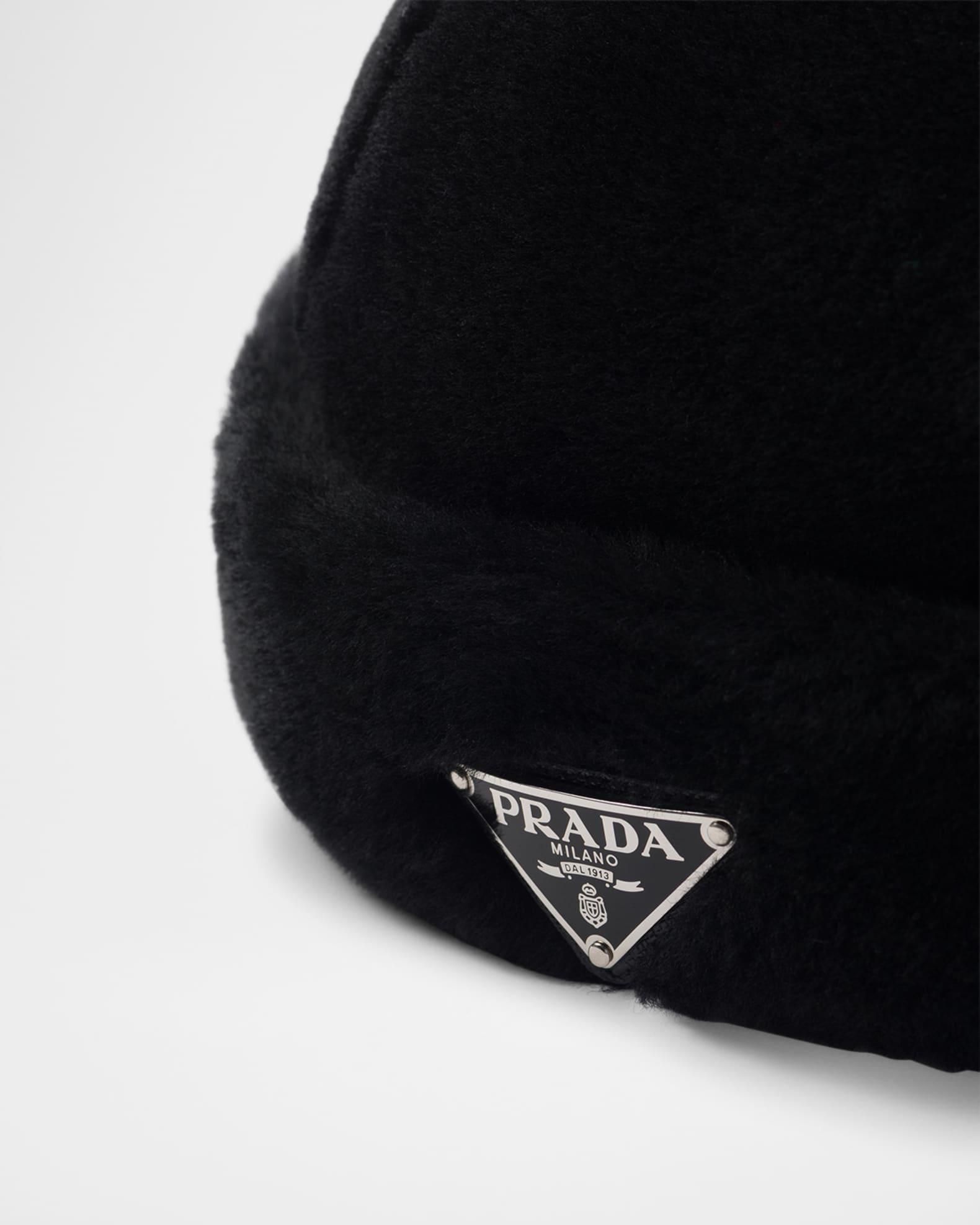 Men's Lamb Shearling Hat Product Image