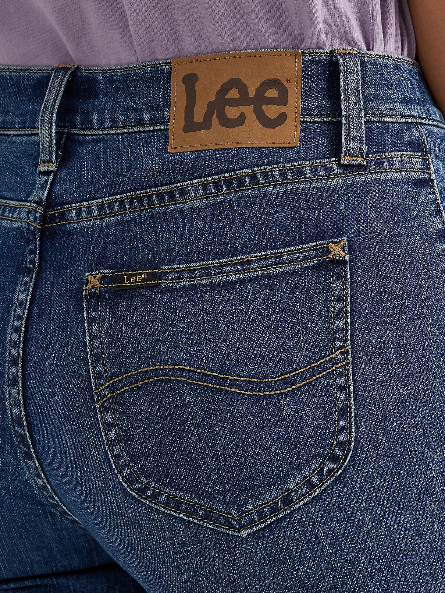 Women’s Legendary Regular Fit Capri | Women's Capris & Crops | Lee® Product Image