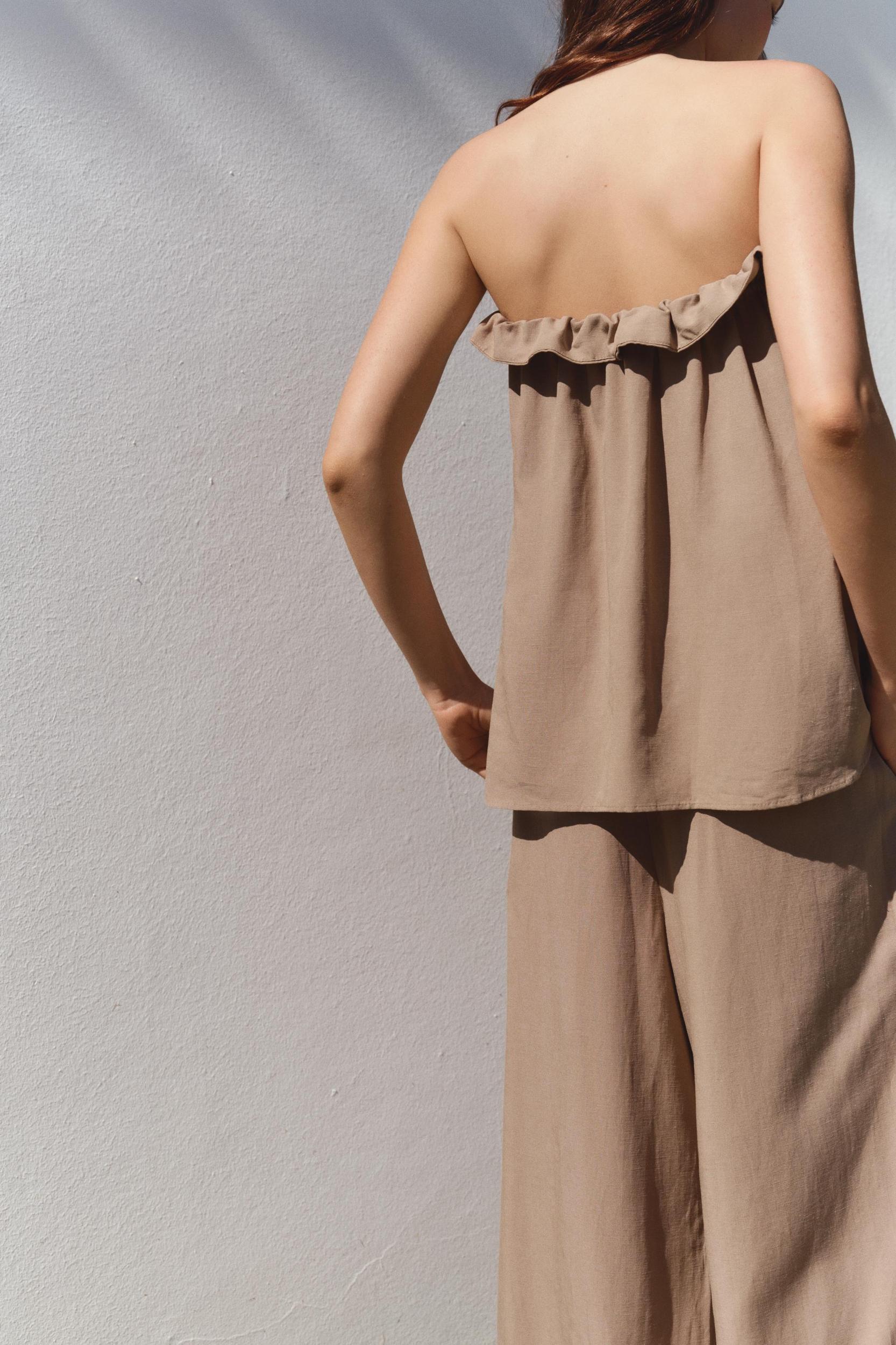 STRAPLESS TOP Product Image