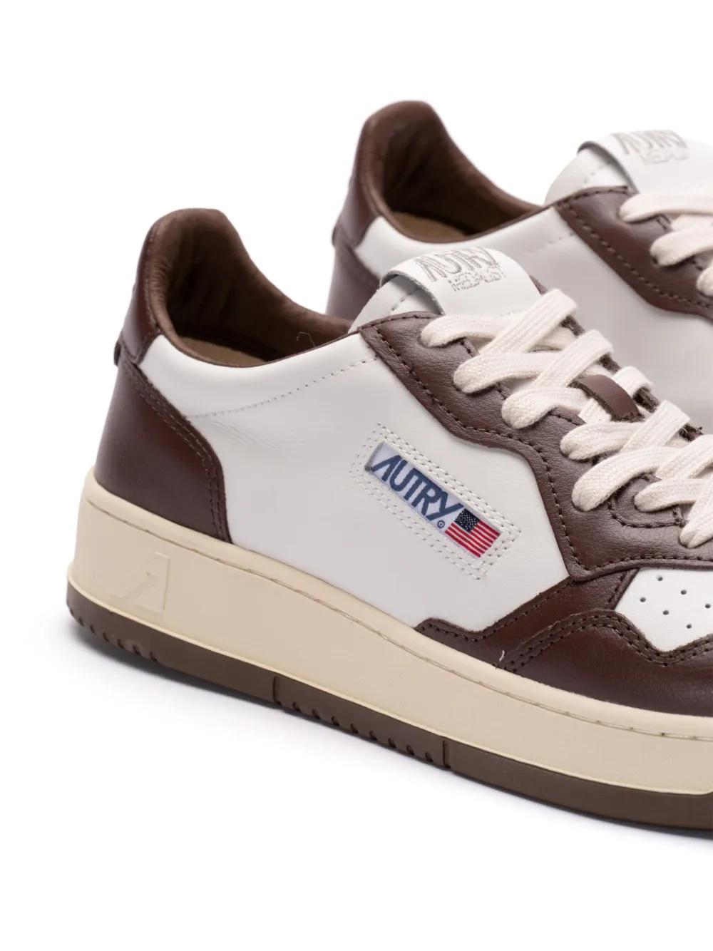 Autry Medalist low-top sneakers Product Image