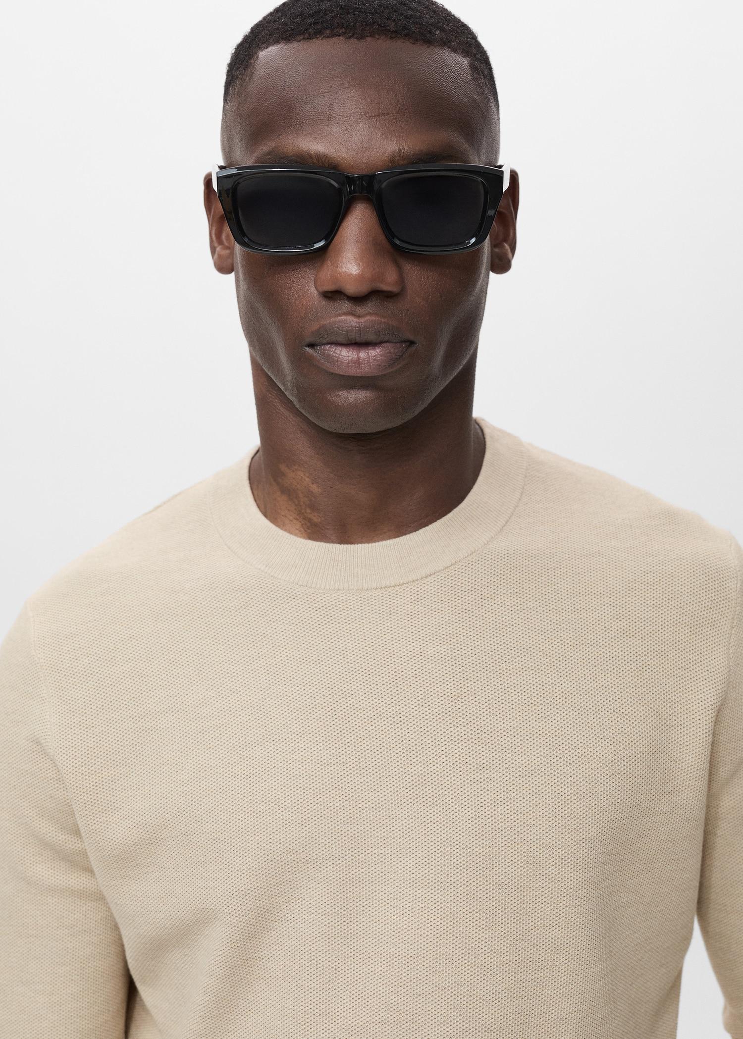 Microstructured cotton knitted sweater - Men | MANGO USA Product Image