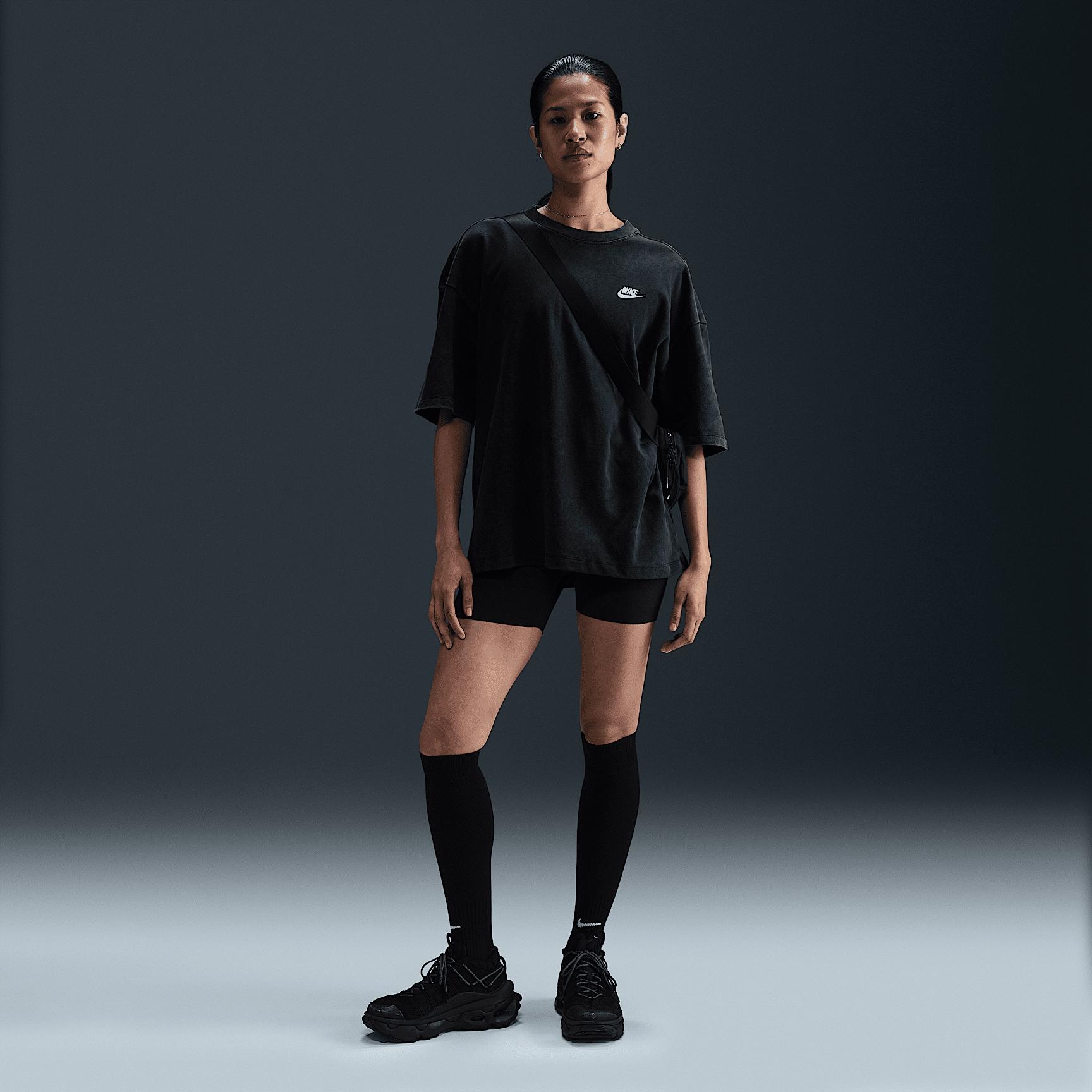 Nike Sportswear Essential Women's Oversized T-Shirt Product Image