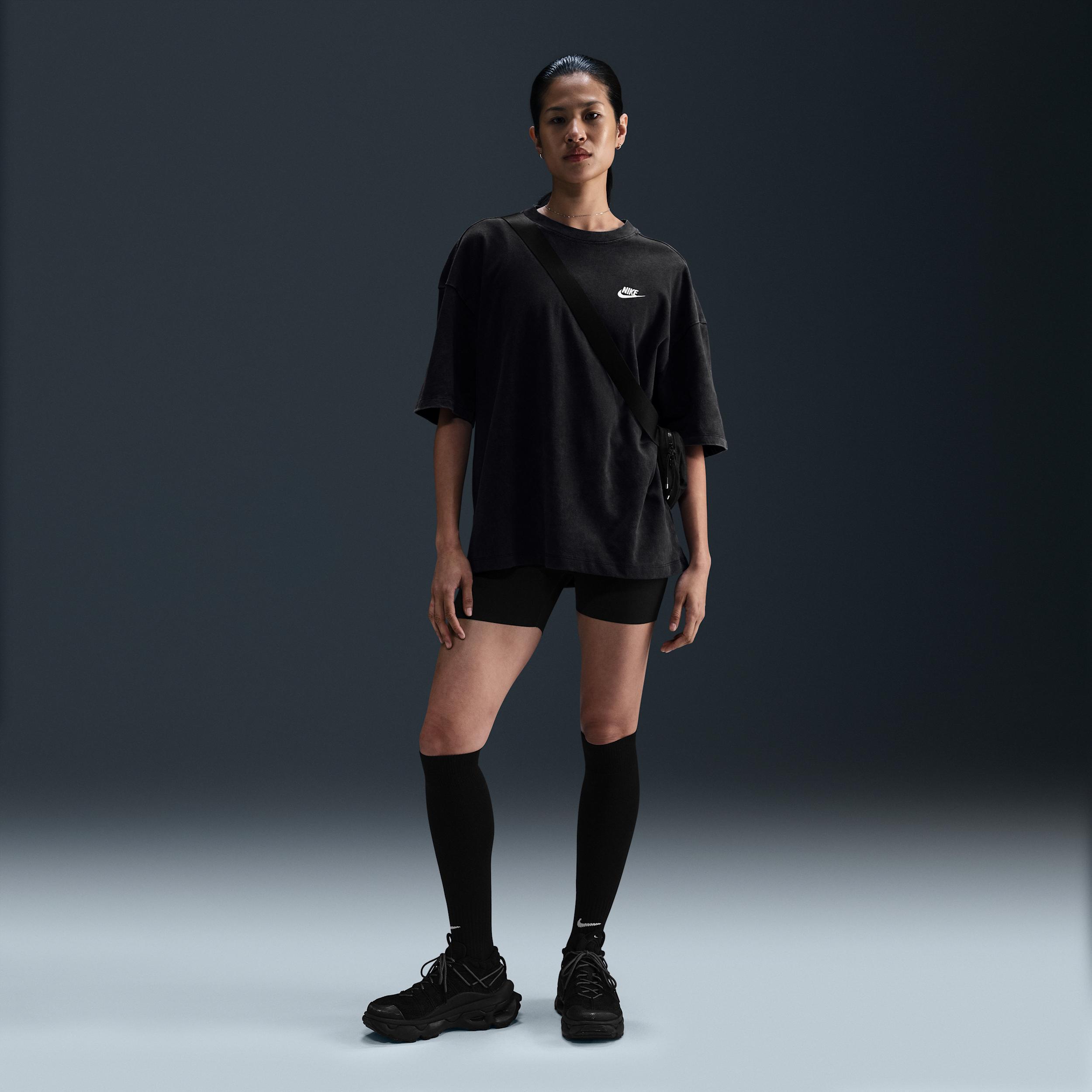 Nike Sportswear Essential Women's Oversized T-Shirt Product Image