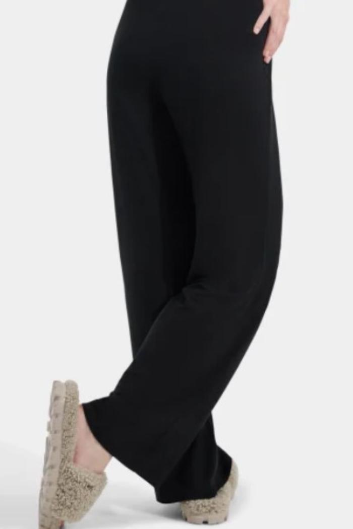 Britta Pant Product Image