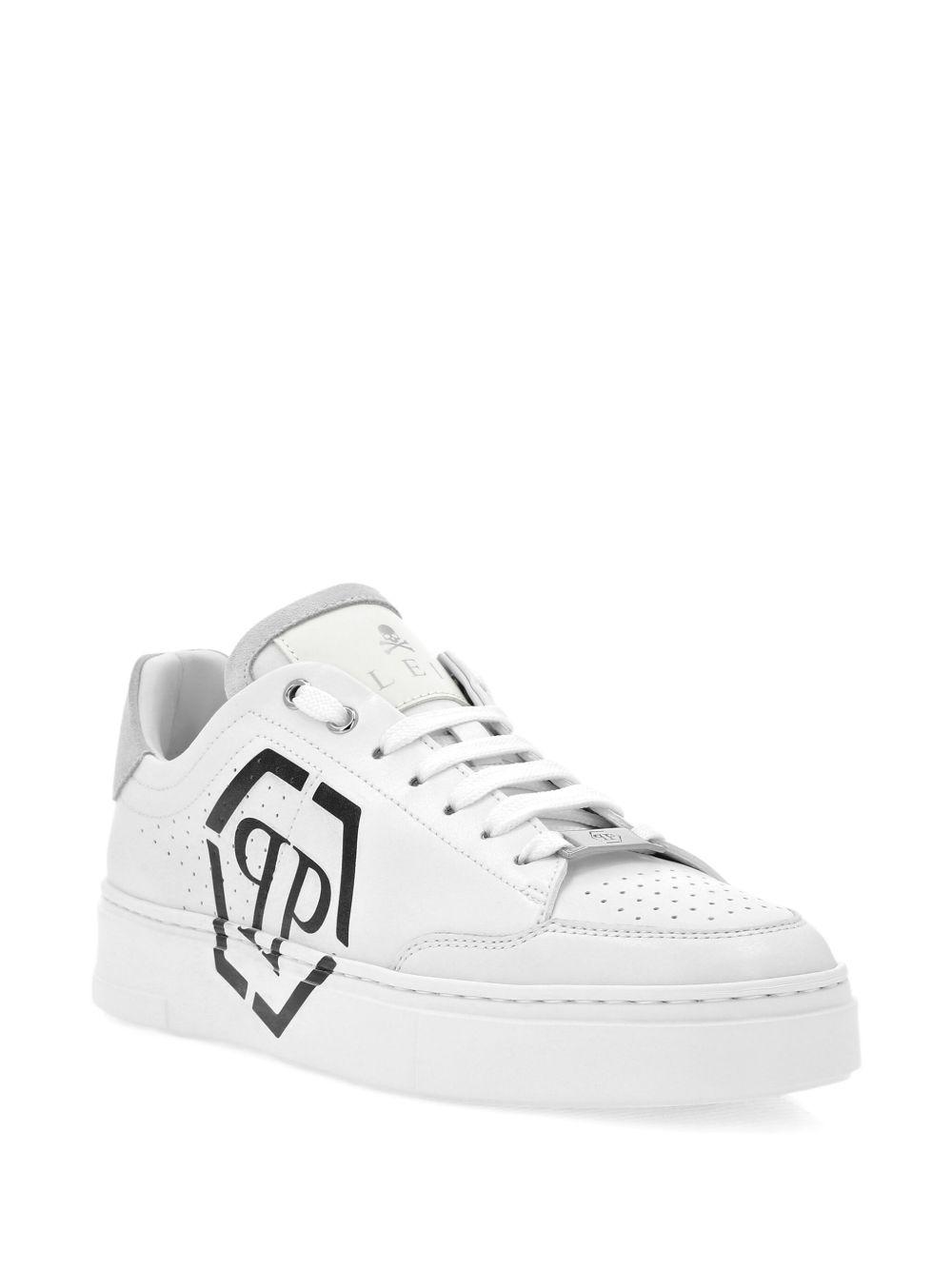 logo-detailed leather sneakers Product Image