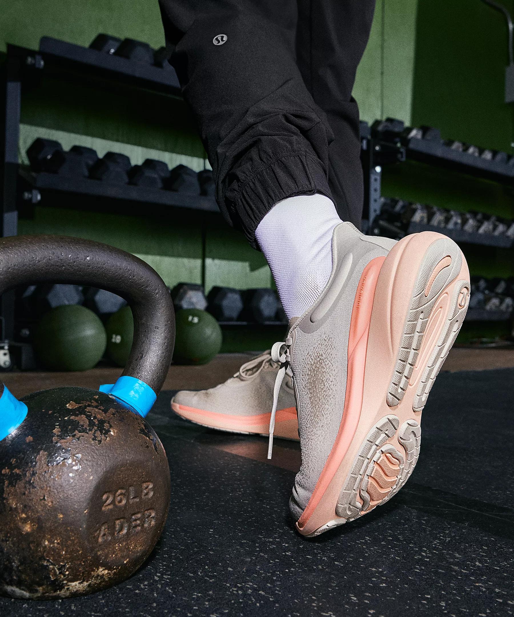 Women's Chargefeel 2 Low Workout Shoe Product Image