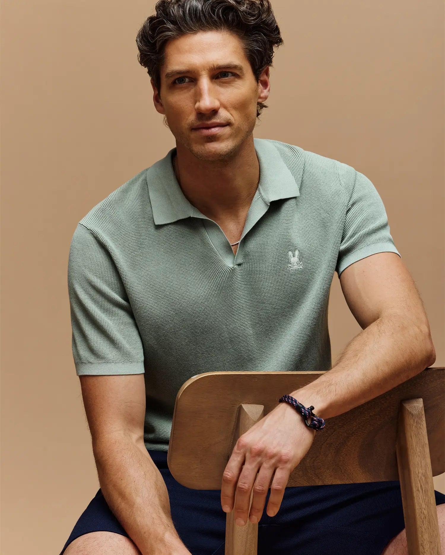 MENS LEETON JOHNNY COLLAR KNIT POLO - B6E562F200 Male Product Image