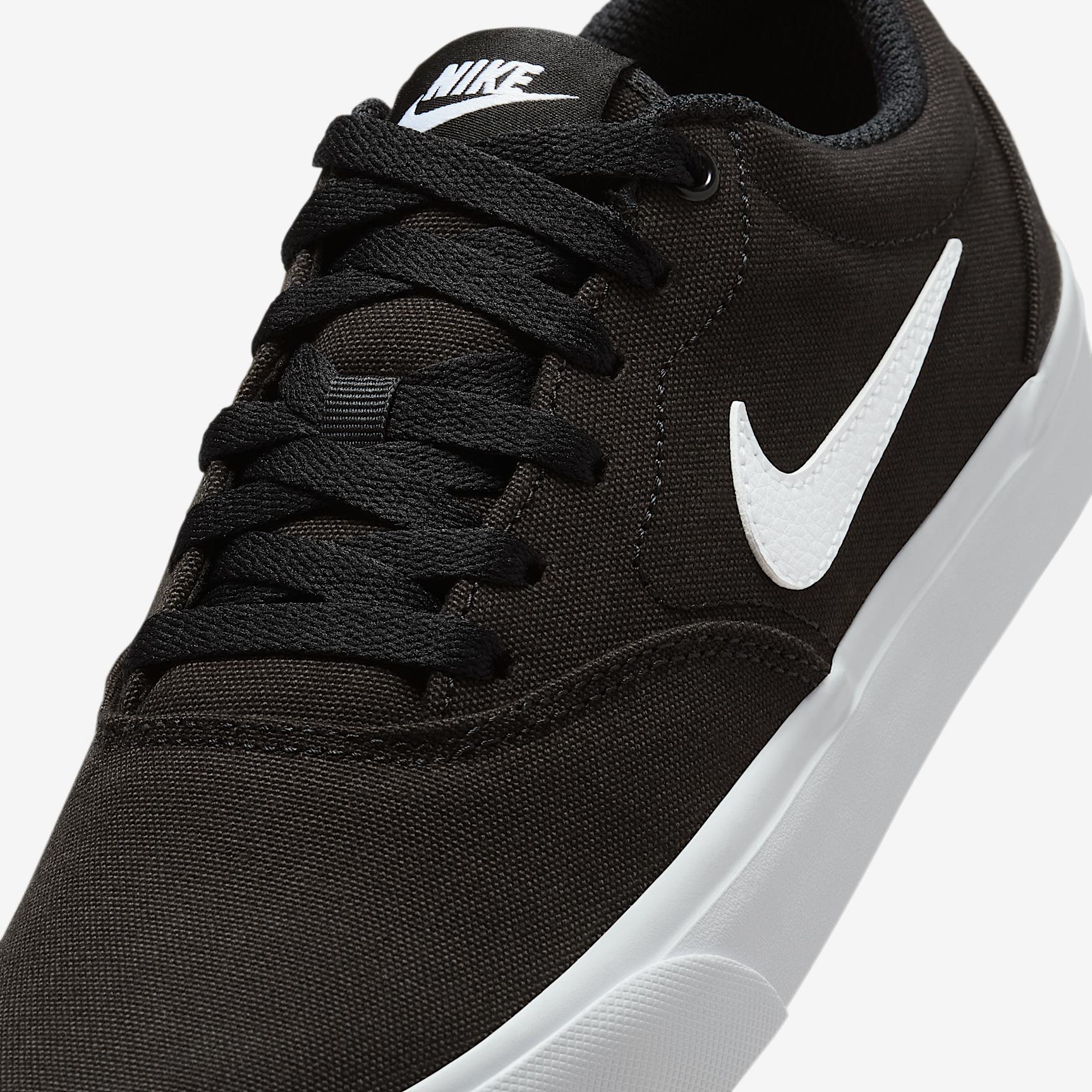 Nike Women's Charge Canvas Shoes Product Image