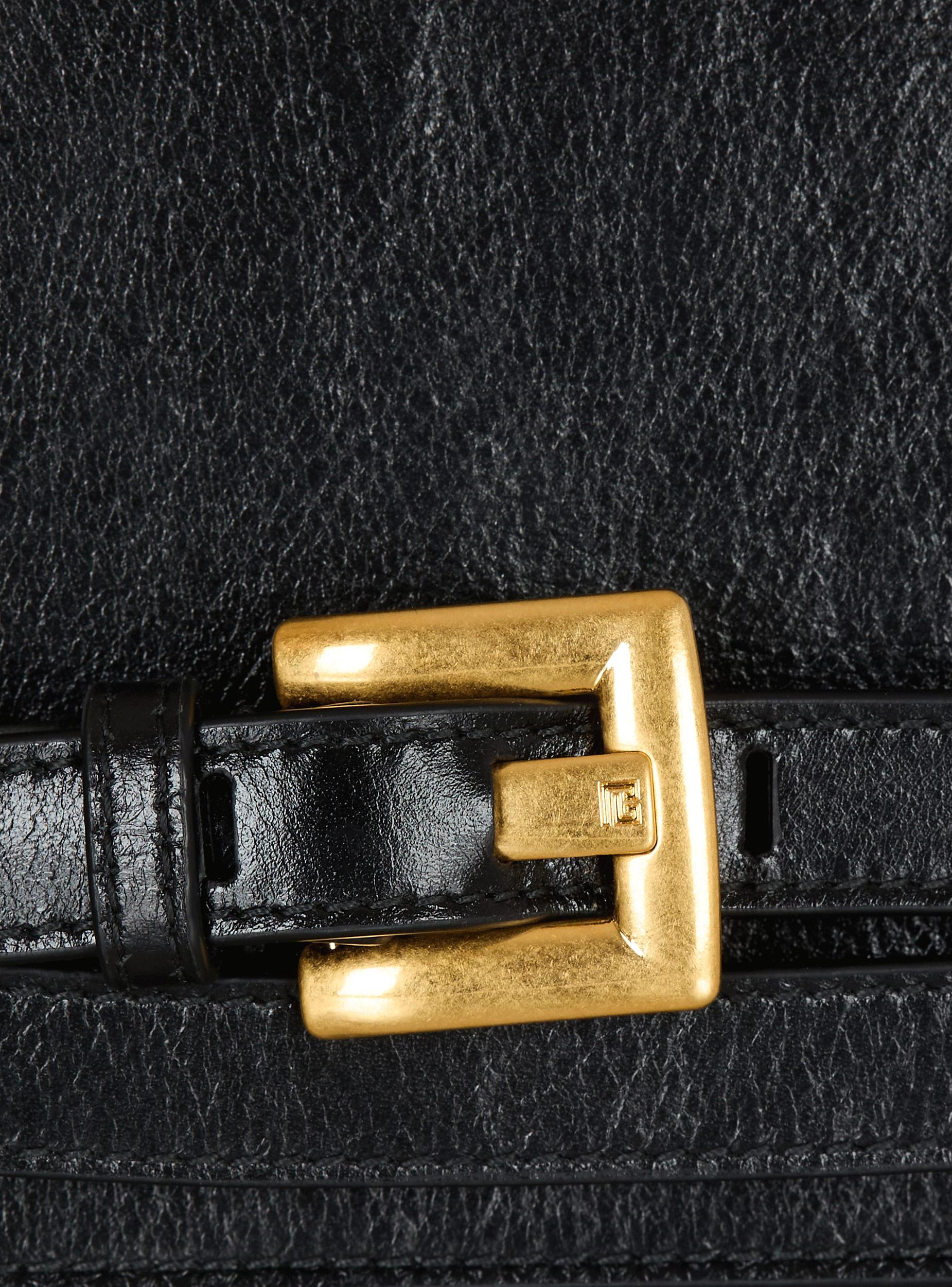 Crinkled leather wallet with Shuffle chain Product Image