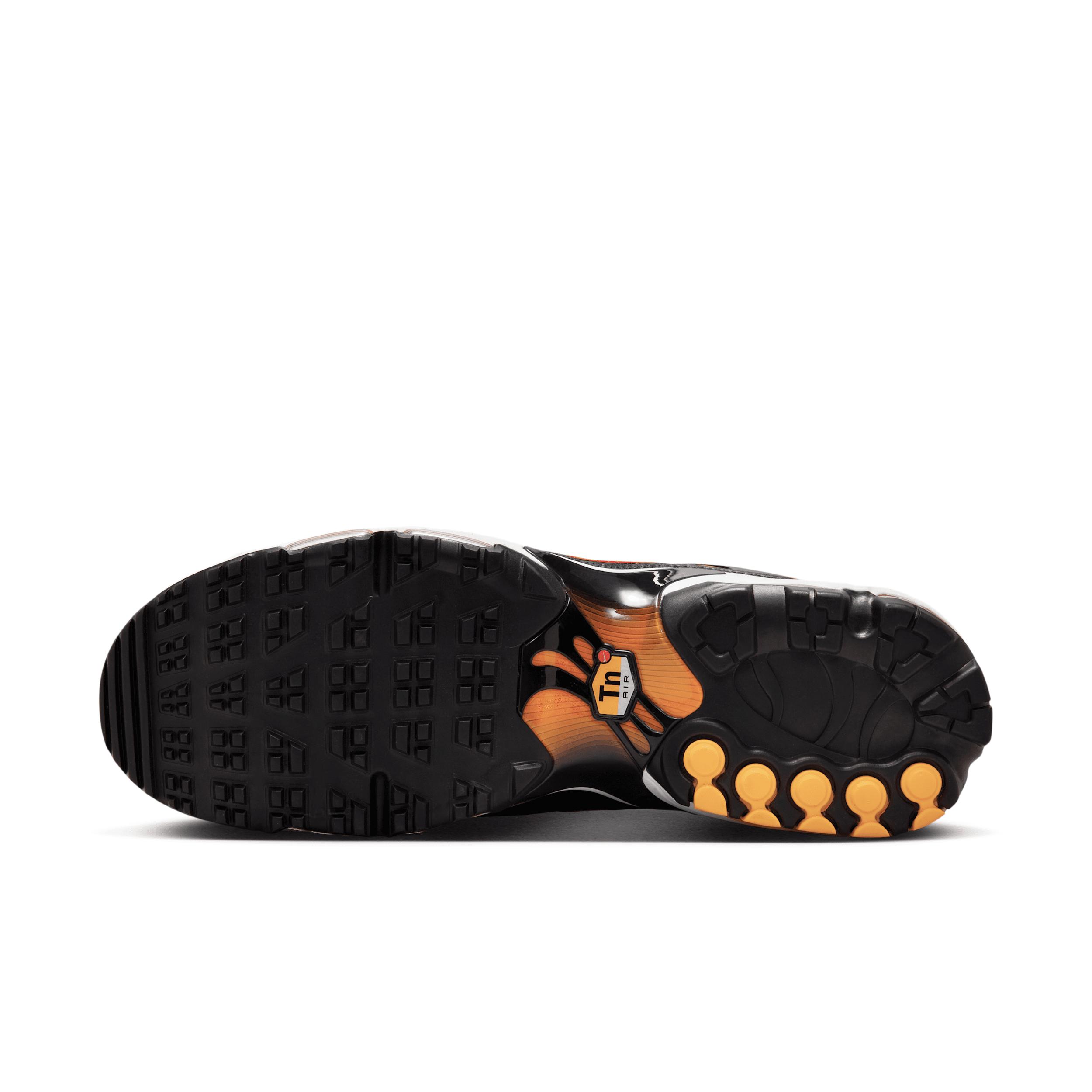 Nike Air Max Plus G Golf Shoes Product Image