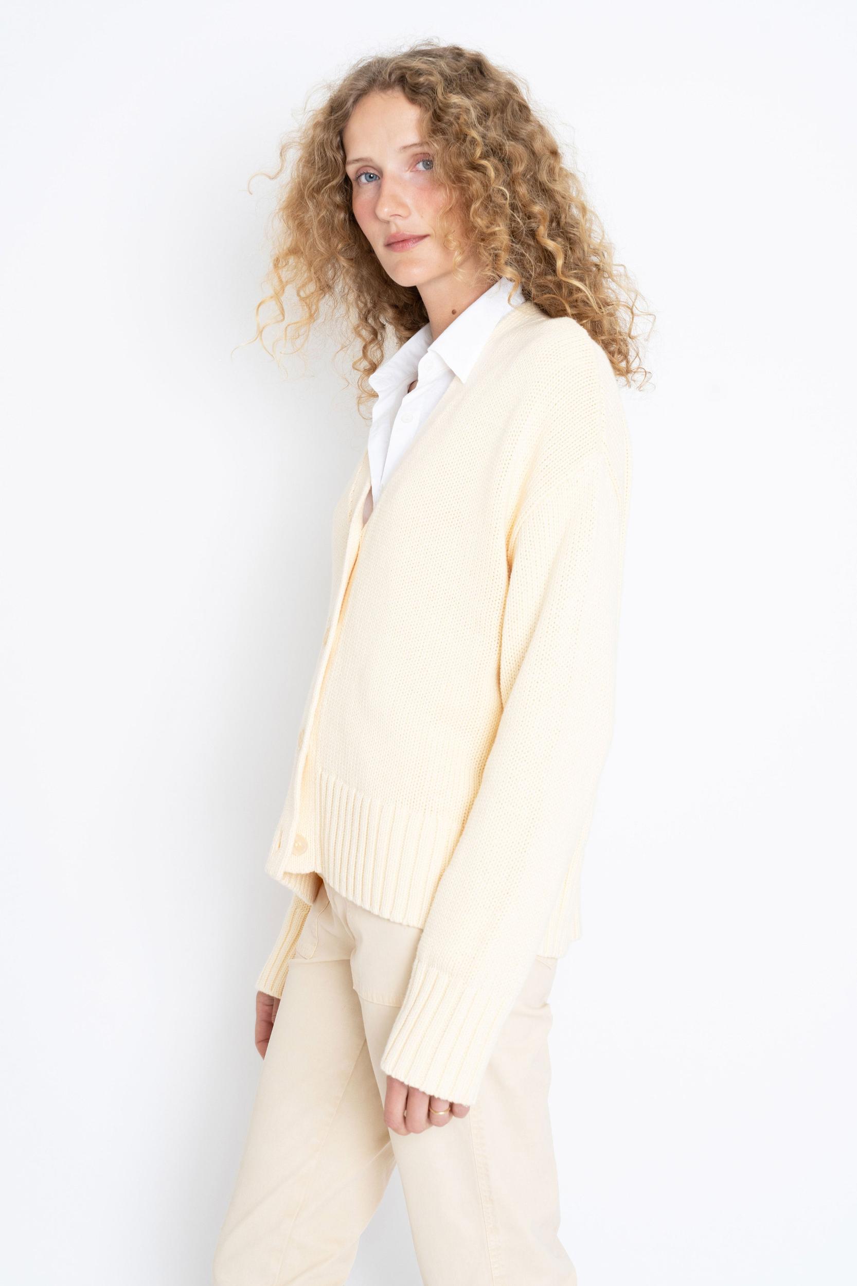 The Cotton Raffa - Extra Creamy Female Product Image