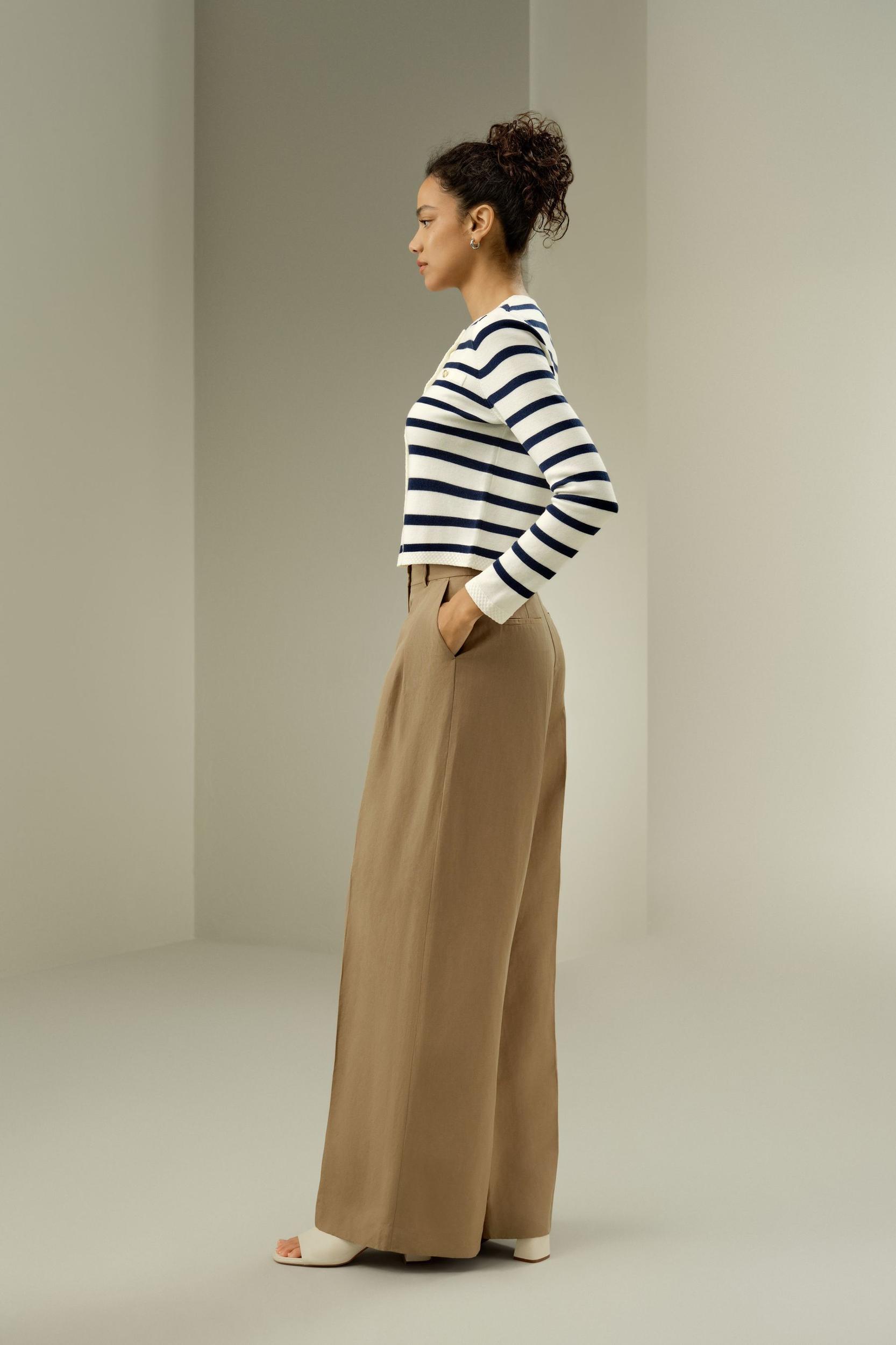 Front-Pleated Silk-Linen Blend Trousers Product Image