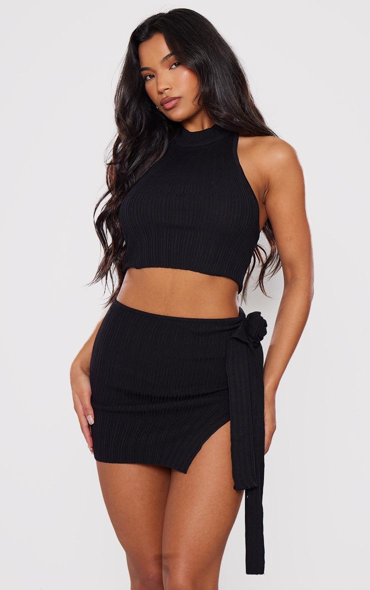 Black Rib Knit Flower Applique Mini Skirt Product Image