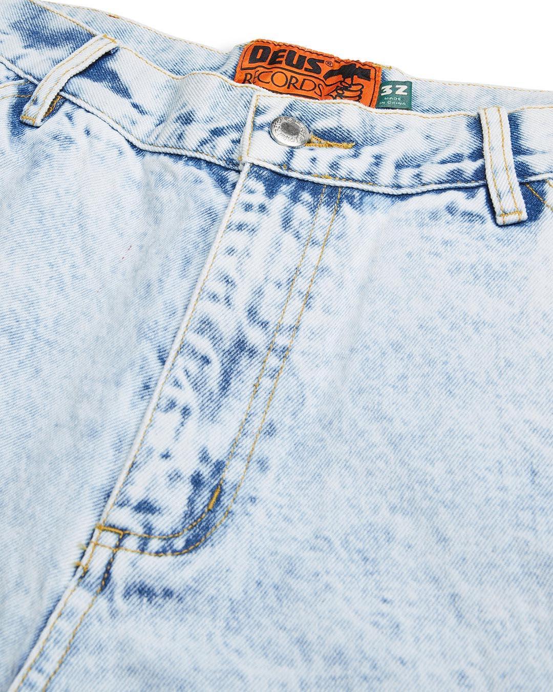 Big Fella Short - Light Blue Wash Product Image