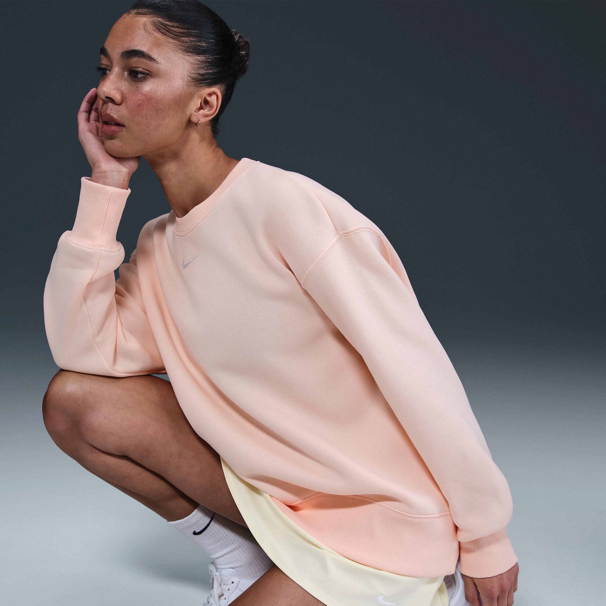 Women's Nike Sportswear Phoenix Fleece Oversized Crew-Neck Sweatshirt Product Image