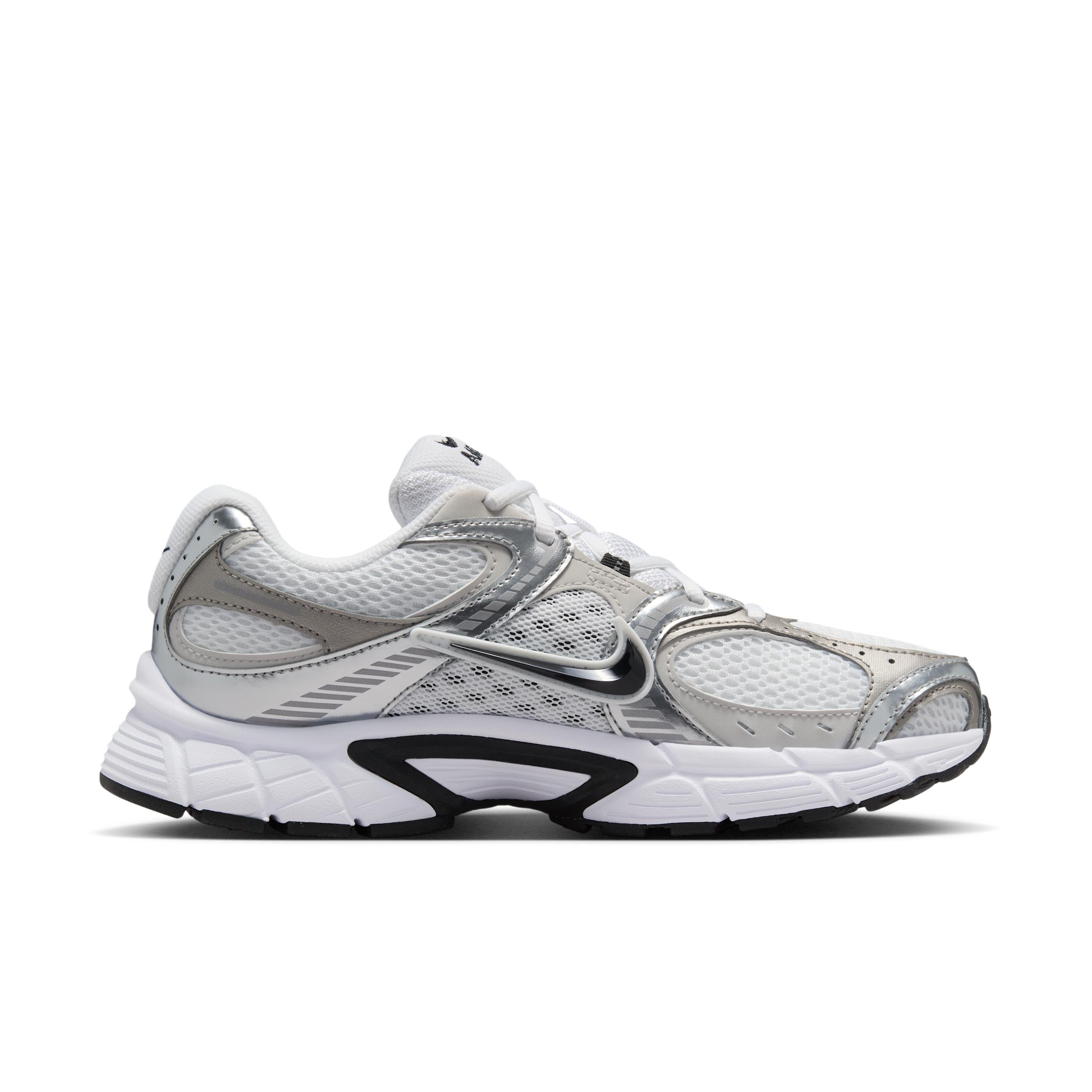 Nike Womens V5 RNR Shoes with Reflective Accents | HQ7901-107 Product Image
