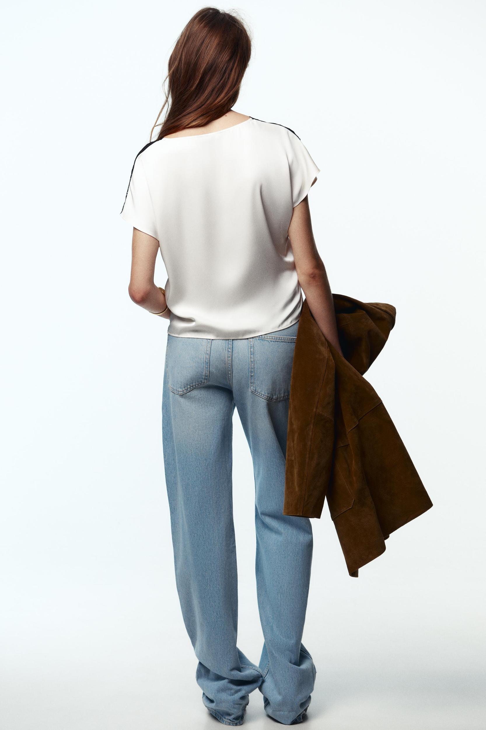 CONTRAST LACE SATIN EFFECT BLOUSE Product Image